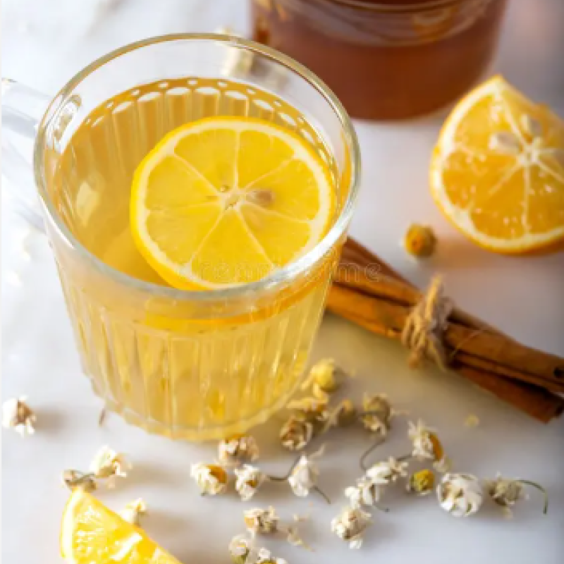 Tisana dulce de manzanilla con miel, limón y un toque cítrico