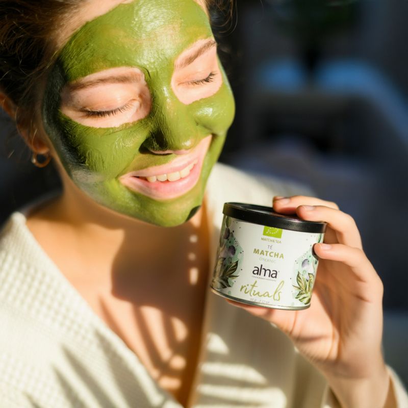 Mascarilla facial de Té Verde Matcha: cuidado natural para una piel radiante