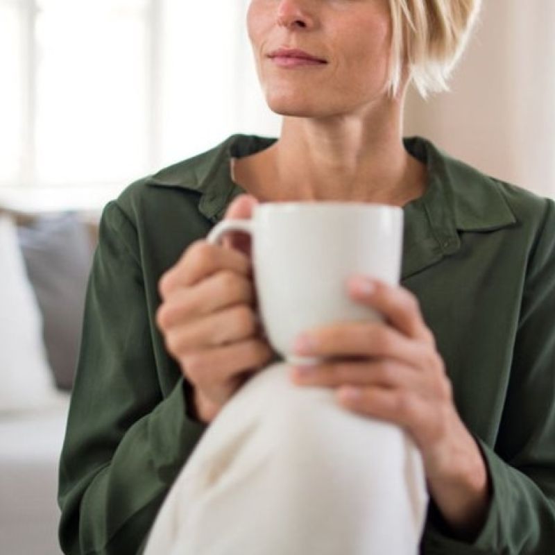 Lo que nadie te cuenta sobre la menopausia (y por qué no todo es hormonal)